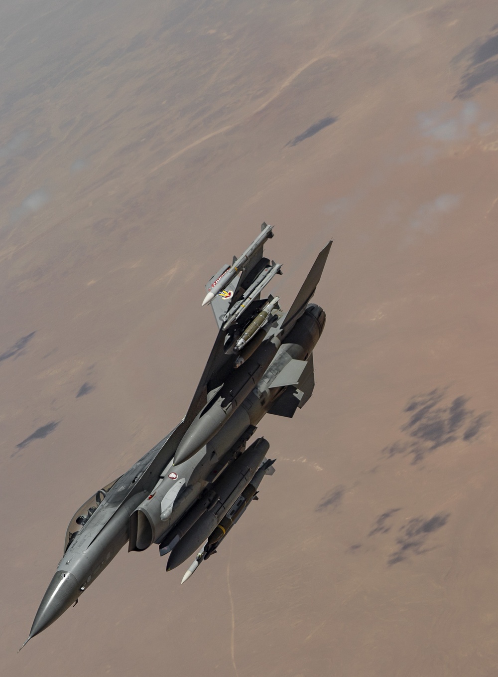 Python Ops refuel F-16’S