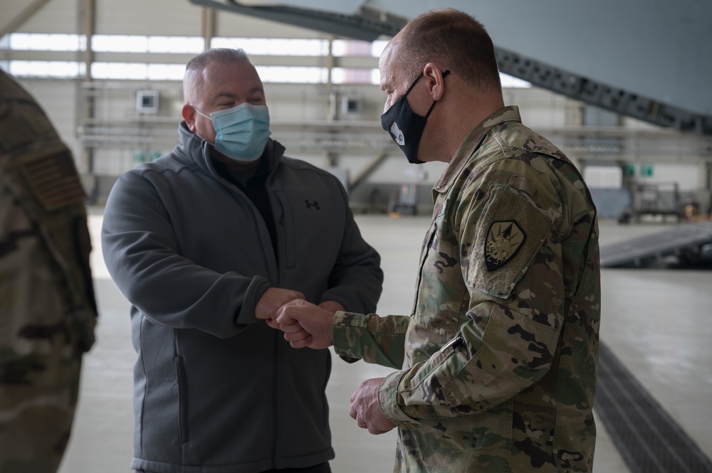 TRANSCOM commander visits Ramstein