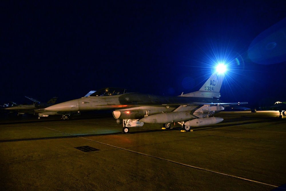 177th Fighter Wing of the New Jersey Air National Guard launches early morning sorties