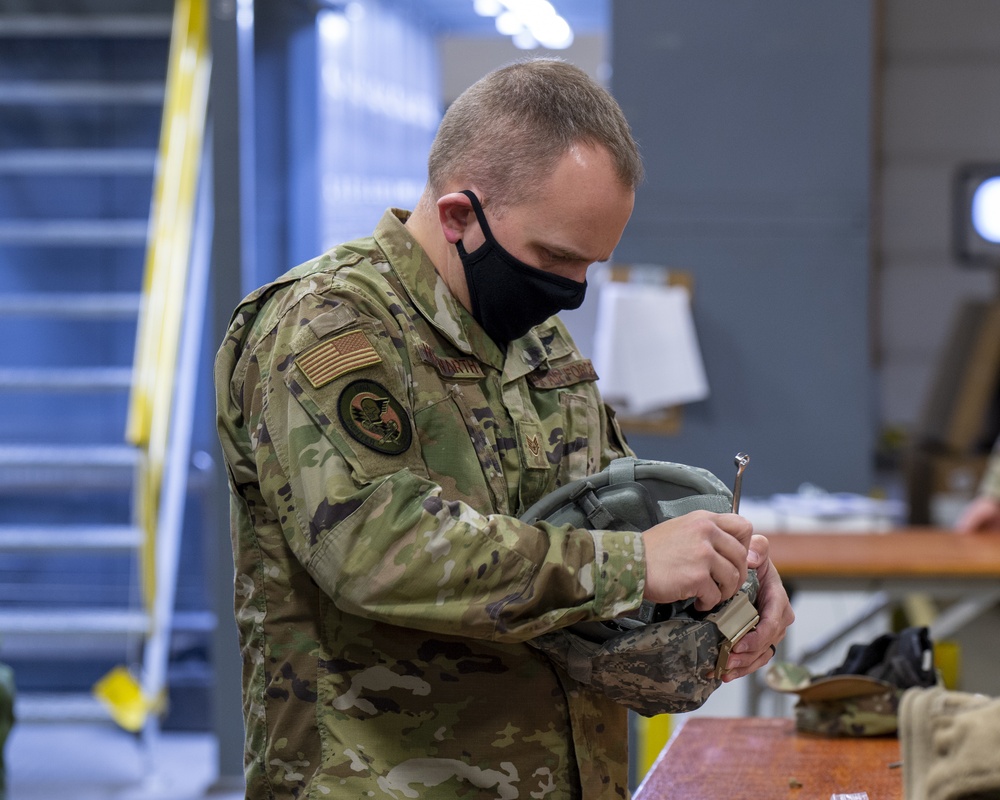 124th Logistics Readiness Squadron Runs Deployment Line for Presidential Inauguration