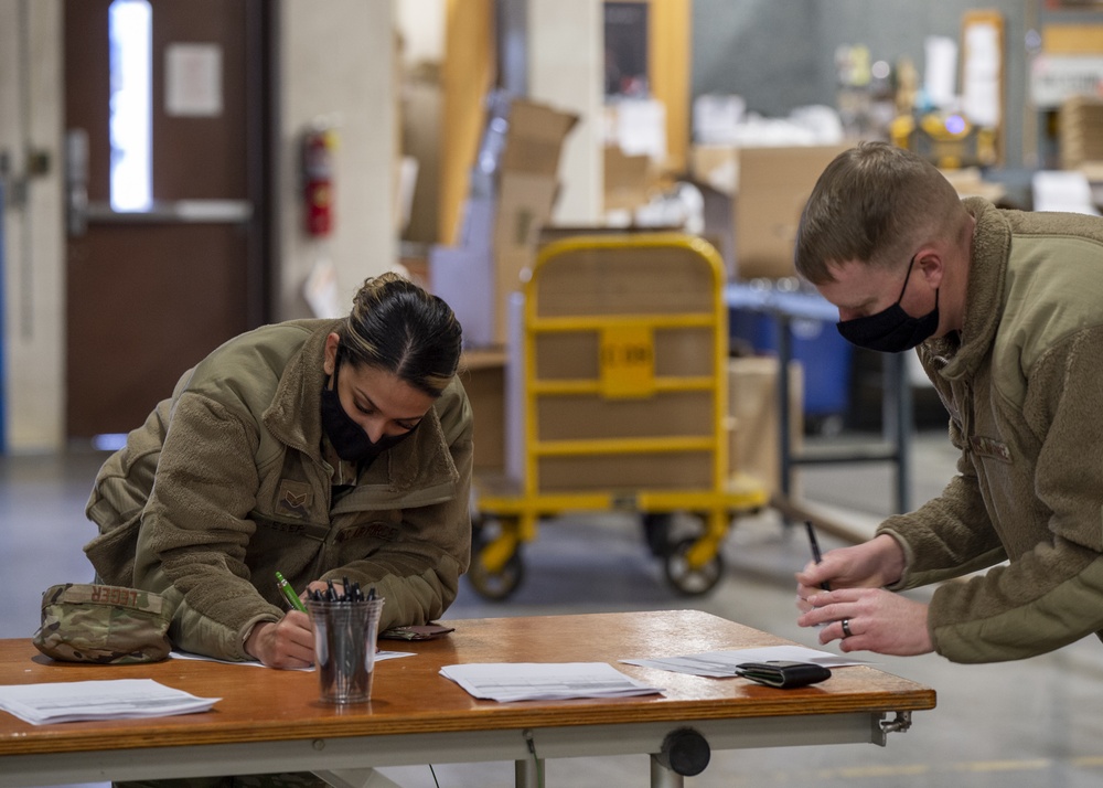 124th Logistics Readiness Squadron Runs Deployment Line for Presidential Inauguration