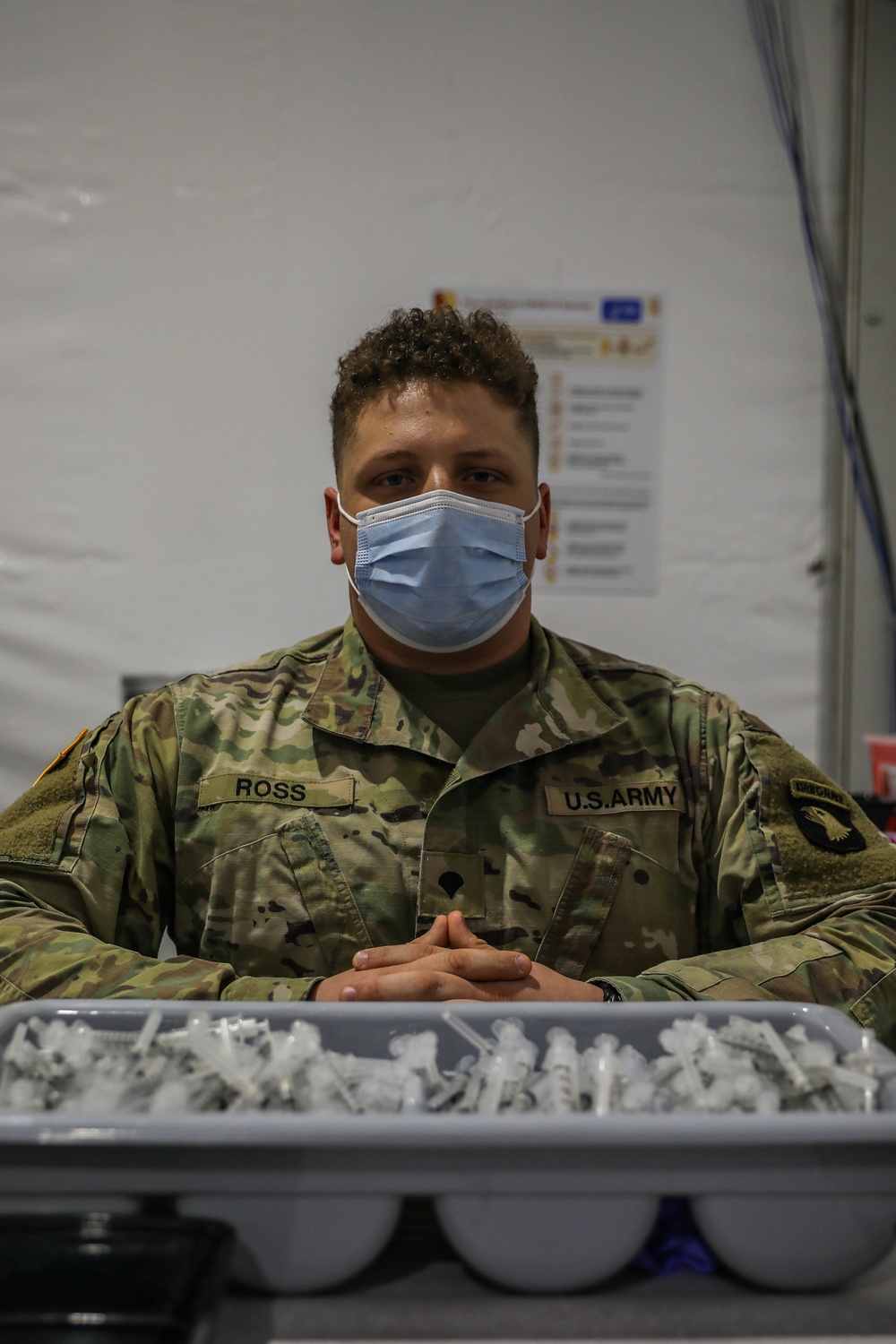 101st Soldiers continue to support FEMA at the United Center COVID-19 Community Vaccination Center, Chicago.