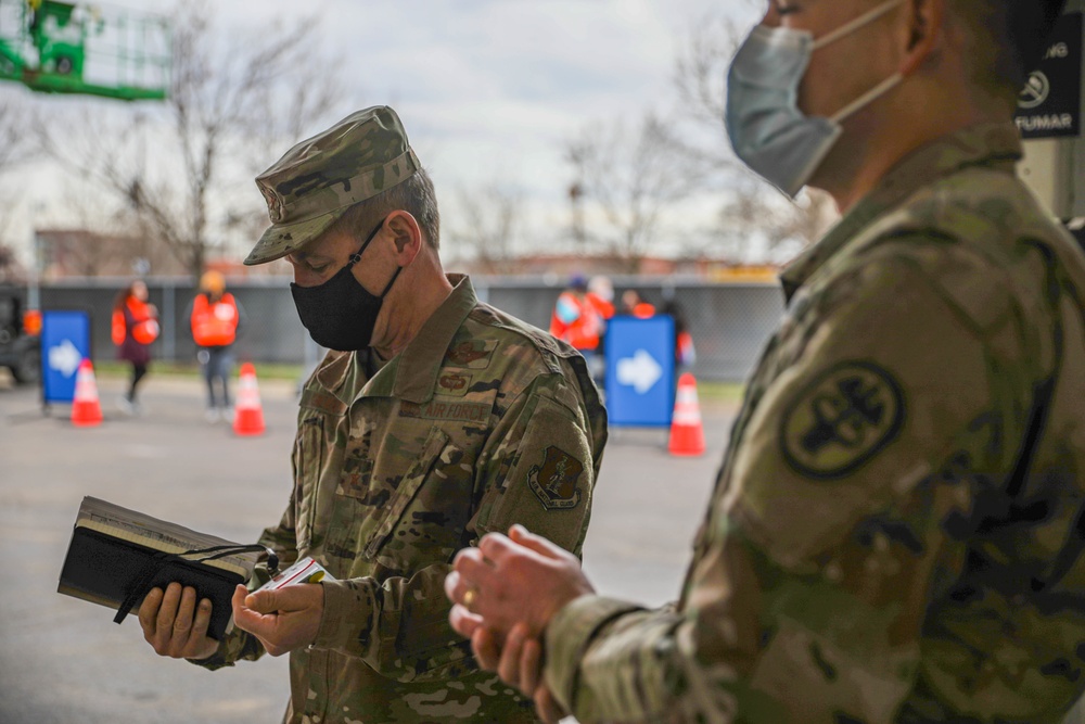 101st Soldiers continue to support FEMA at the United Center COVID-19 Community Vaccination Center, Chicago.