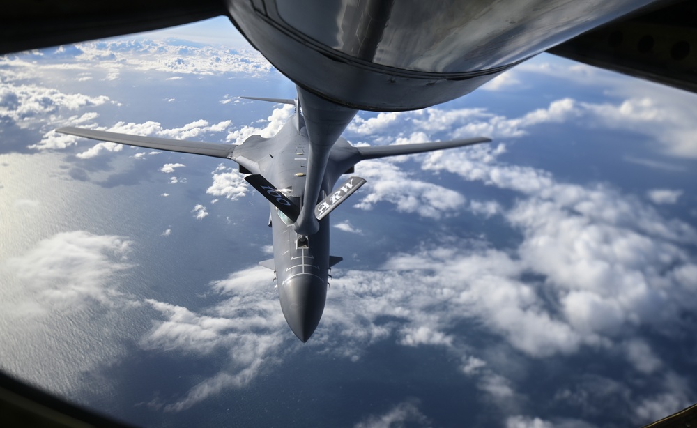 DVIDS - Images - 100th ARW Refuels BTF [Image 6 Of 7]