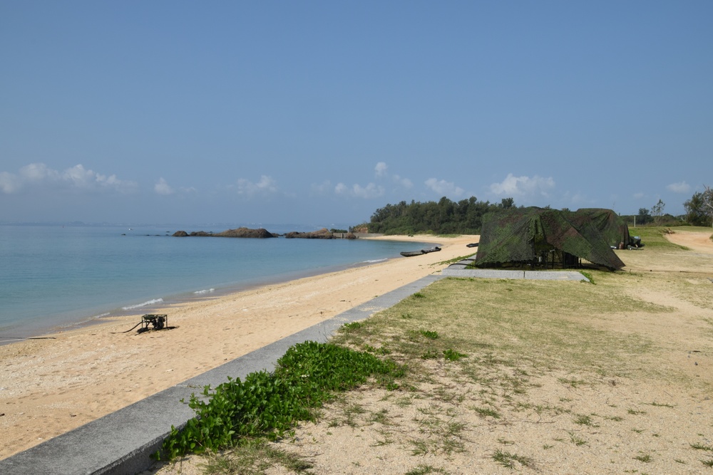 NMCB 4 and 3rd Marines Defend the Beach