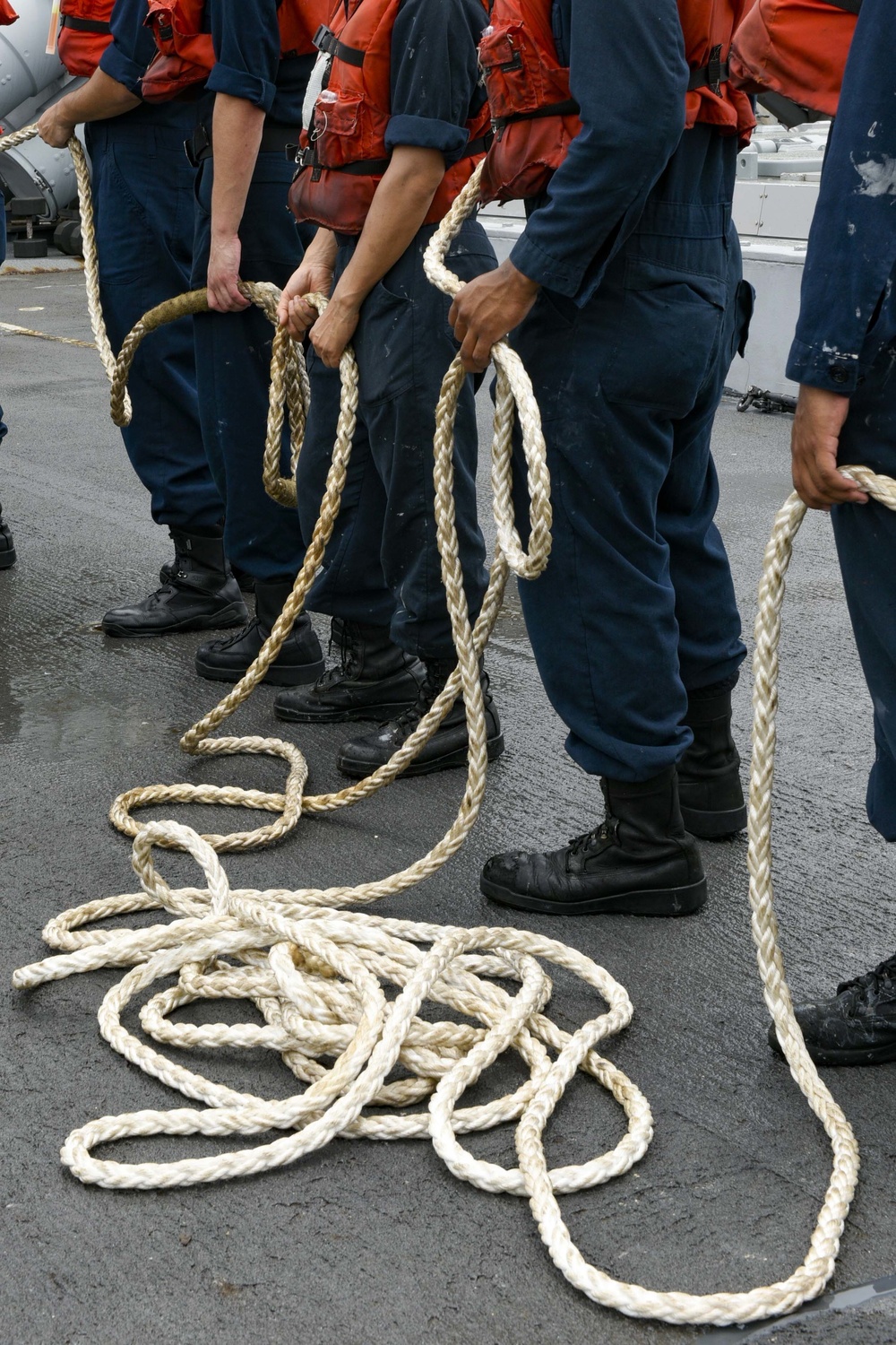 USS Russell (DDG 59) Conducts Replenishment-at-sea with Royal Australian Navy