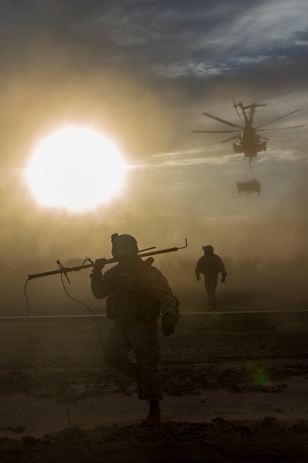 WTI 2-21: CH-53E DASC Lift