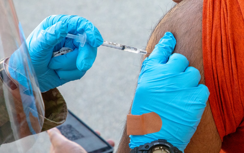 Dallas Community Members Receive COVID-19 Vaccine at Fair Park CVC