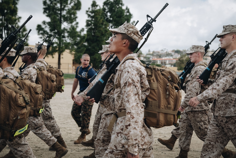 MCRD: San Diego Lima Co. Confidence Course