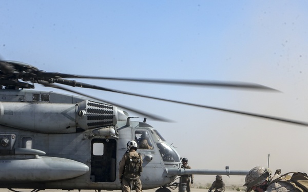WTI 2-21: CH-53 FARP