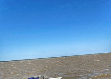 Coast Guard rescues 2 from vessel taking on water near Lake Pontchartrain