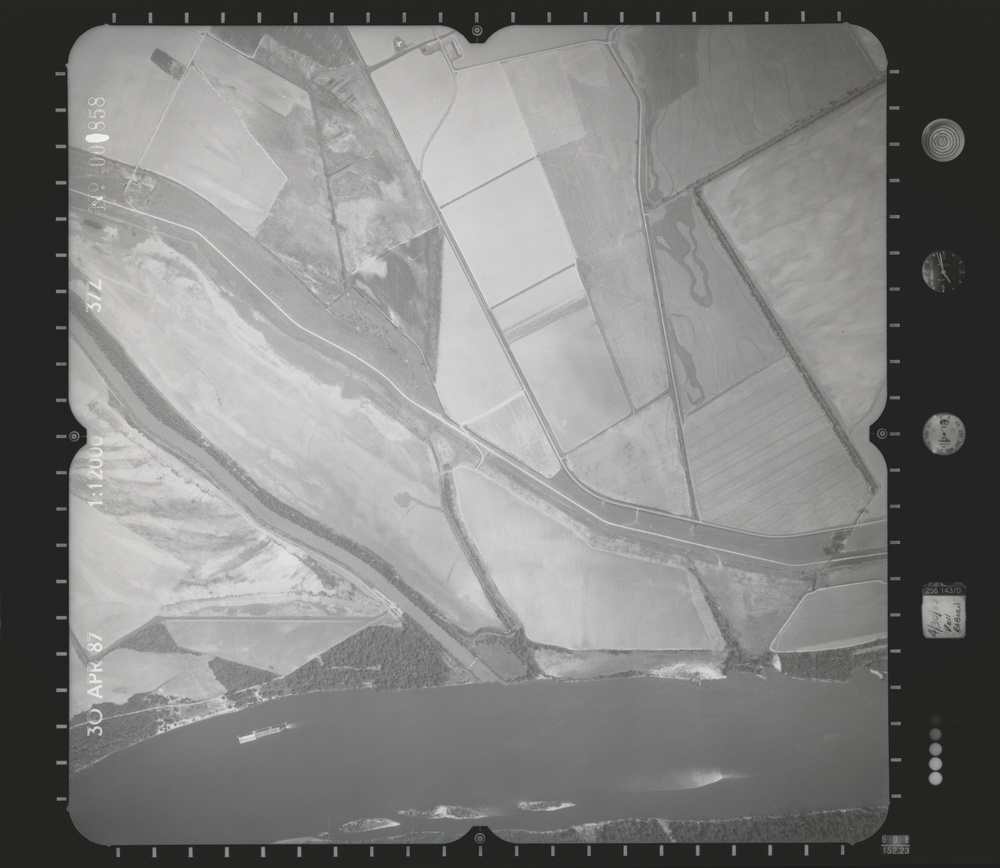 083316.126 - Arkansas River.372.4