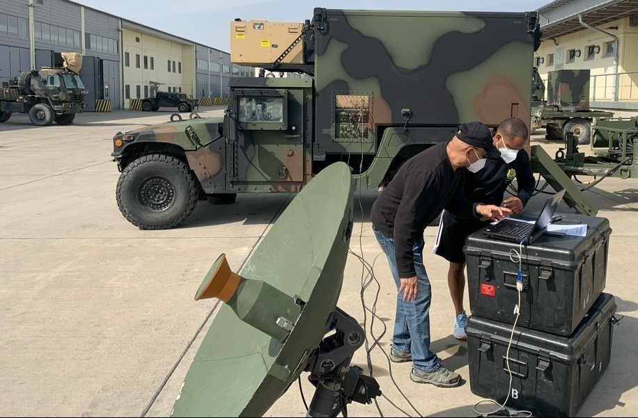 405th AFSB LAR provides technical assistance, instruction on MI communications system