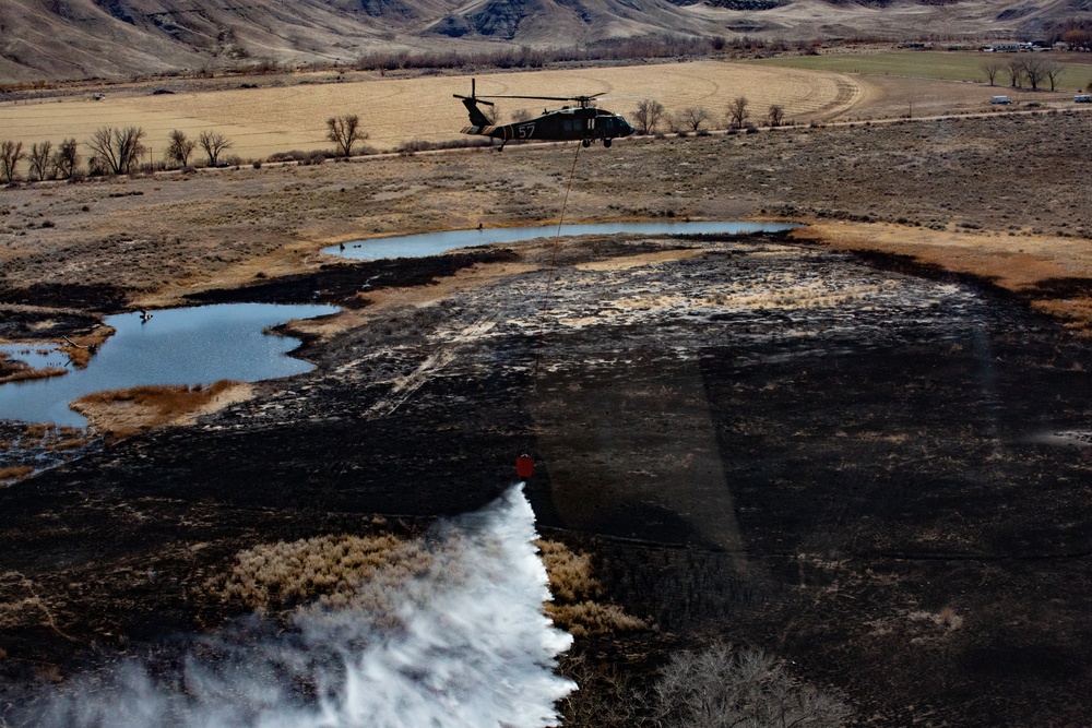 Utah National Guard fights the East Myton Complex Fire in Duchesne County