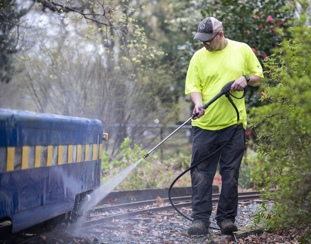 All aboard! SJAFB Airmen repair local train