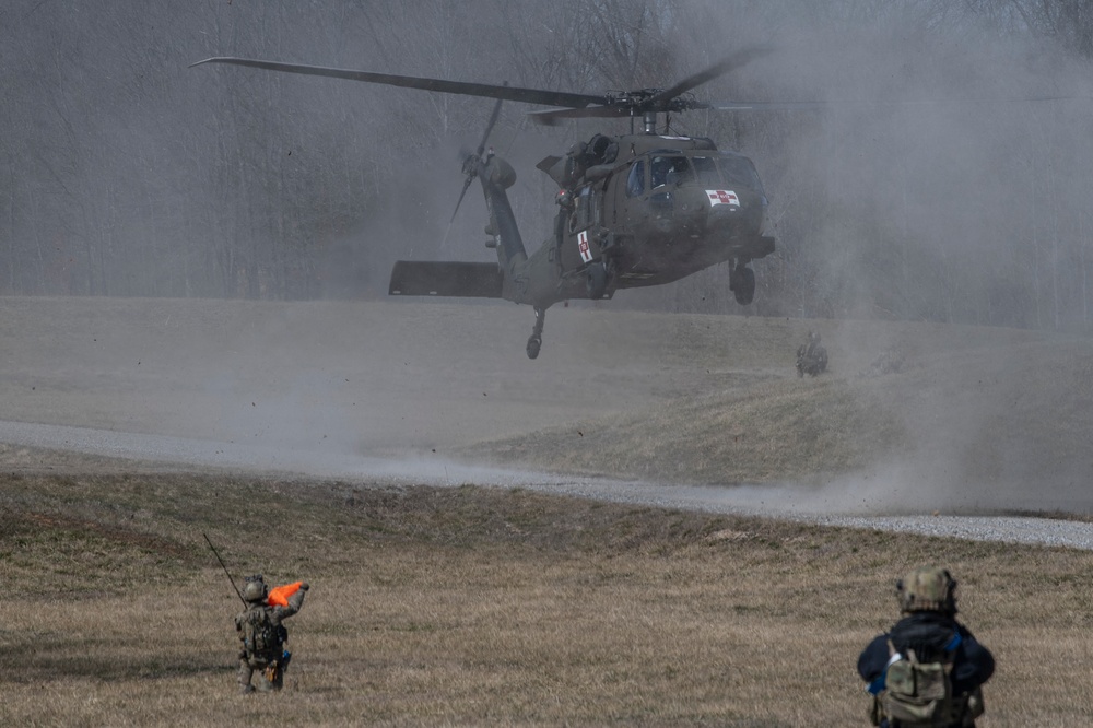 Special Tactics Airmen conduct advanced joint training