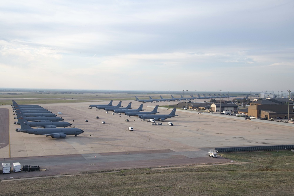 97 AMW Airmen demonstrate rapid airpower response during severe weather exercise