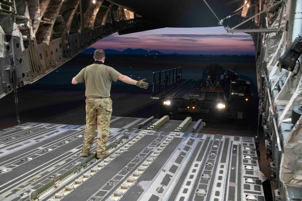 97 AMW Airmen demonstrate rapid airpower response during severe weather exercise
