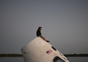 Pararescue Personnel Train to Recover Astronauts