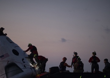 Pararescue Personnel Train to Recover Astronauts