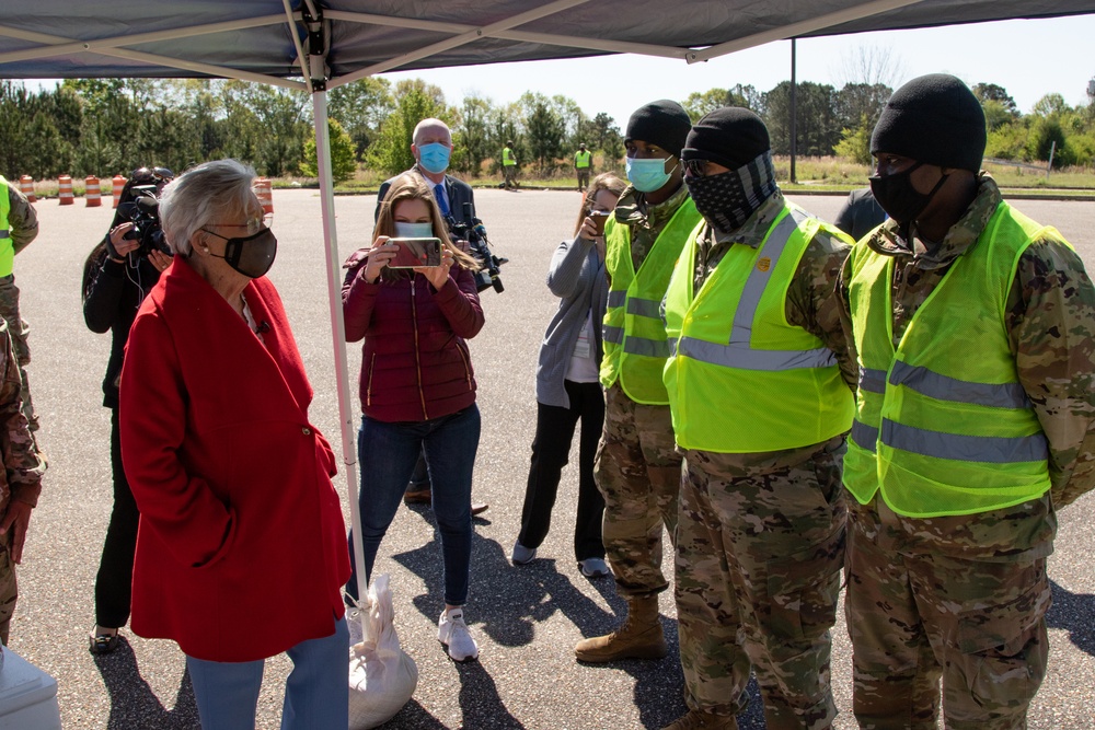 Alabama Governor Visites Mobile Vaccination Site