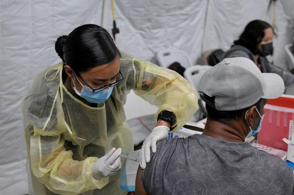 U.S. Army Medical Professionals Administer COVID-19 Vaccines in Saipan