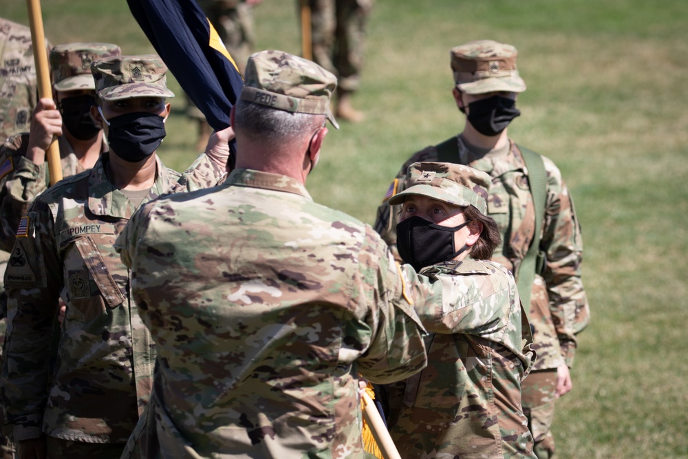 Soldiers, Civilians, Guests Celebrate United States Army Reserve Legal Command Change of Command