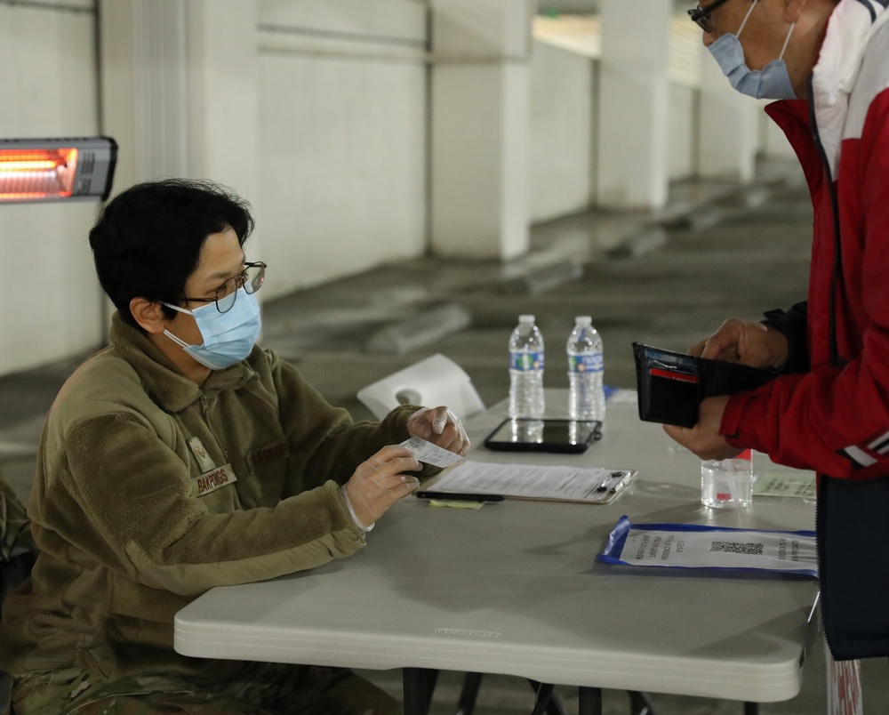 Cal Guard Airman from Thailand activated to Cal State LA vaccine site