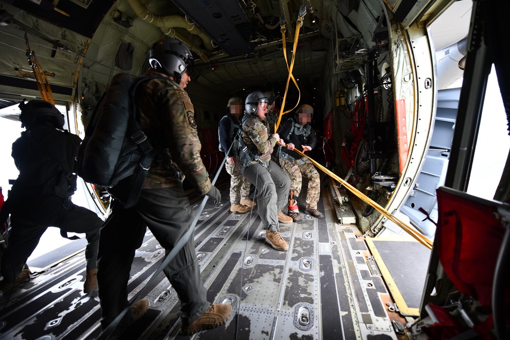 Paratroopers train for the fight