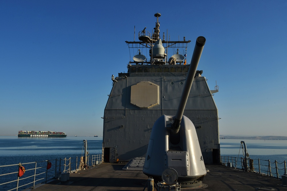 USS PHILIPPINE SEA TRANSITS SUEZ CANAL/DEPLOYMENT