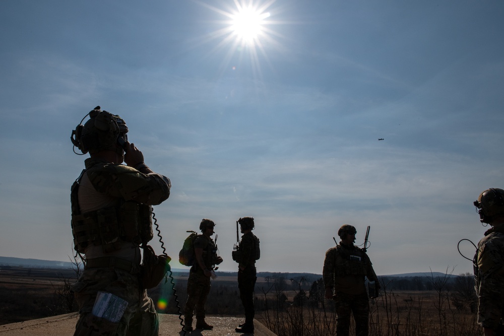 Students complete Joint Terminal Attack Controller Qualification Course hosted by the 137th Combat Training Flight