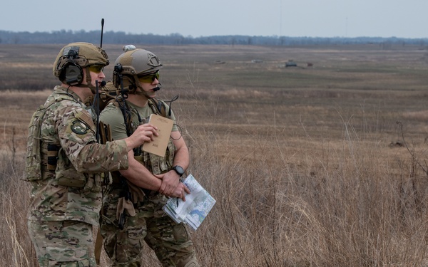 Students complete Joint Terminal Attack Controller Qualification Course hosted by the 137th Combat Training Flight
