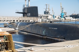 NNSY welcomes MTS Sam Rayburn for inactivation