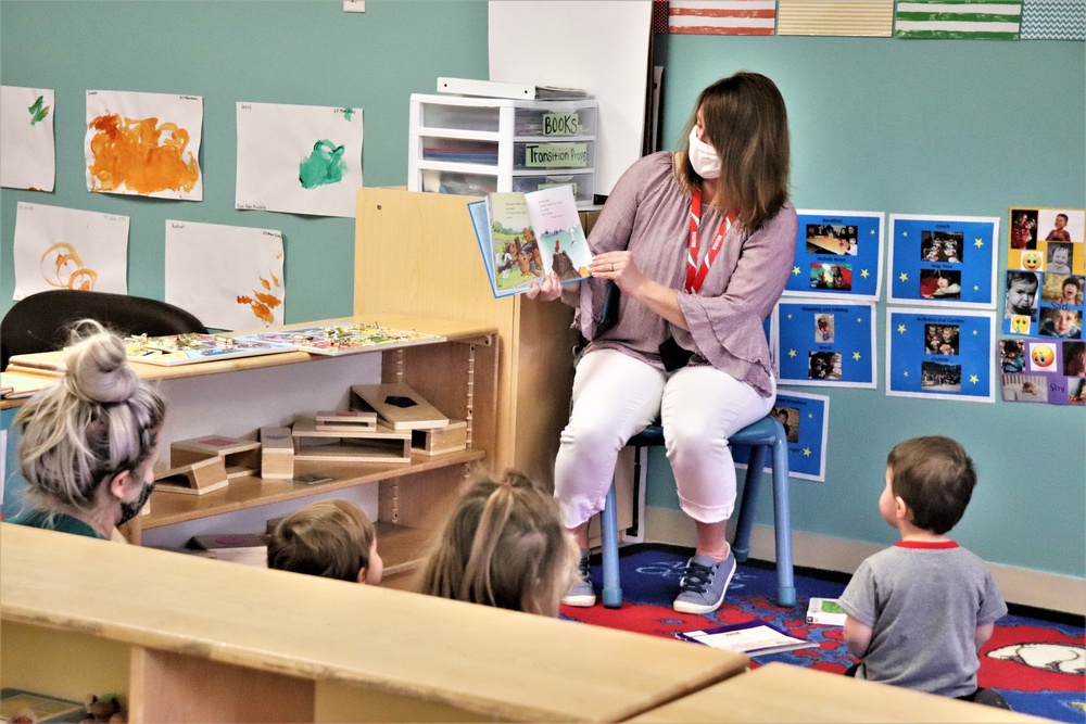 Garrison commander's spouse supports 2021 Month of the Military Child with book reading at Fort McCoy