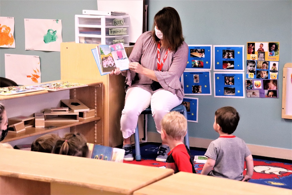 Garrison commander's spouse supports 2021 Month of the Military Child with book reading at Fort McCoy