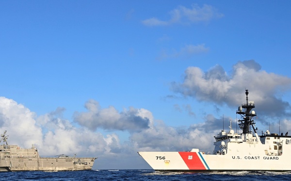 USS Tulsa, USCGC Kimball Conduct Joint Training