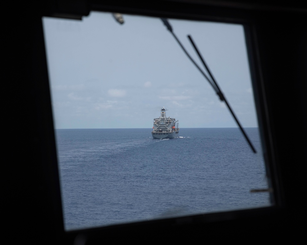 USS Rafael Peralta RAS with USNS Pecos