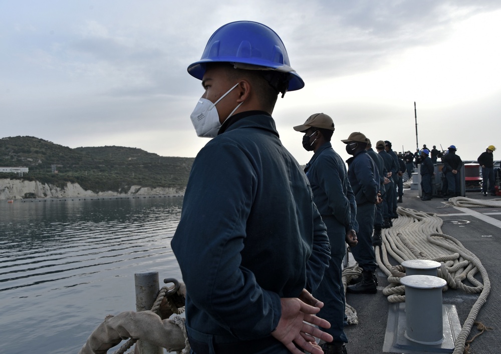 USS PHILIPPINE SEA TRANSITS MEDITERRANEAN SEA/DEPLOYMENT