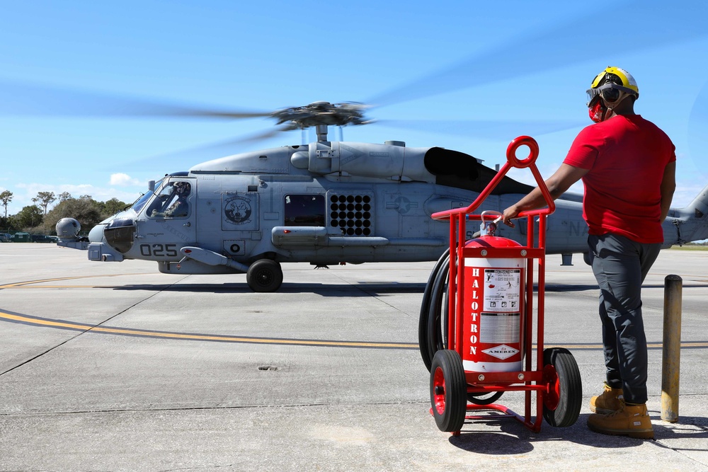 Helicopter Sea Maritime (HSM) Squadron 40 Completes Routine Maintenance