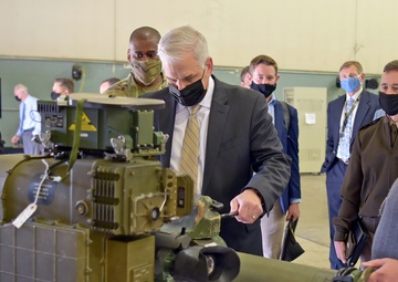 U.S. Army Under Secretary gets Soldier-focused look at PEO Missiles and Space modernization programs