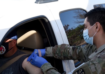 AZNG assists at vaccination site on the Yavapai-Apache Nation