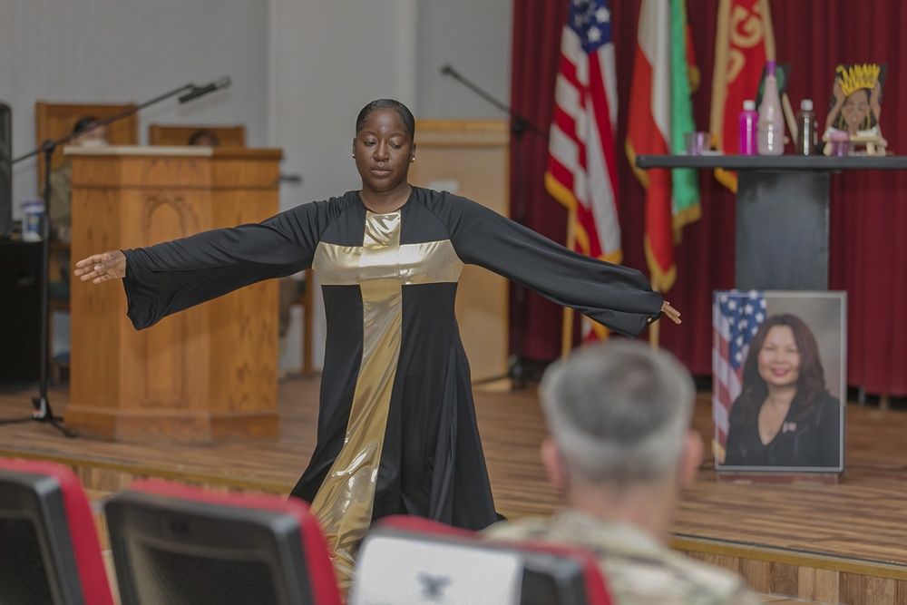 Camp Arifjan closes out Women's History Month observance