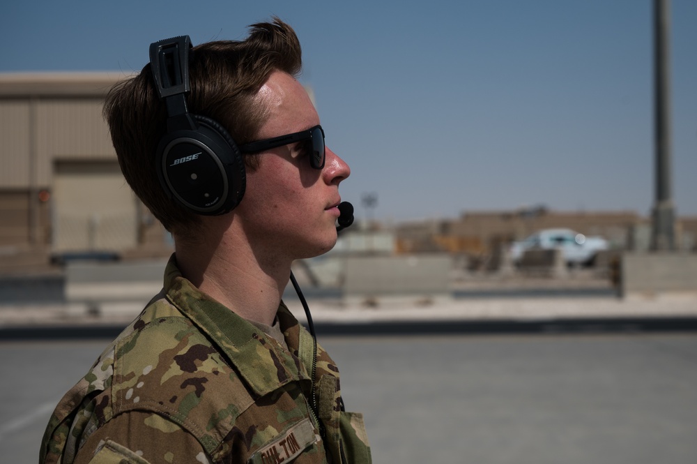 C-130s run AE missions in CENTCOM