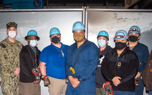 Space Aiders: Norfolk Naval Shipyard’s SurgeMain Sailors Work with Navy Competent Persons Core Group