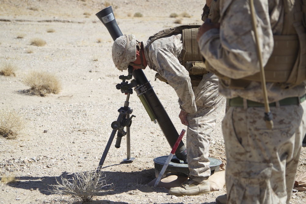 1/5 Marines conduct mortar range during FSCEX