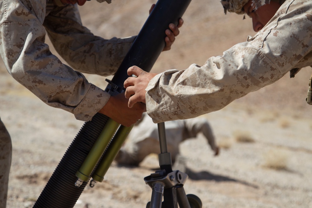 1/5 Marines conduct mortar range during FSCEX
