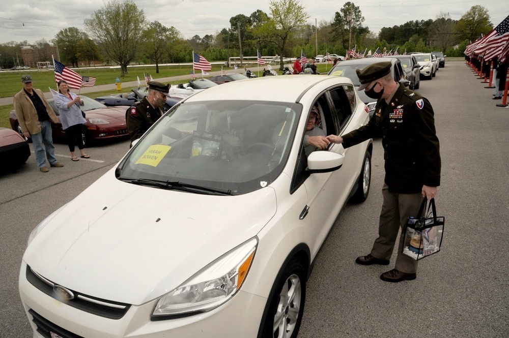 Drive of honor salutes Gold Star spouses