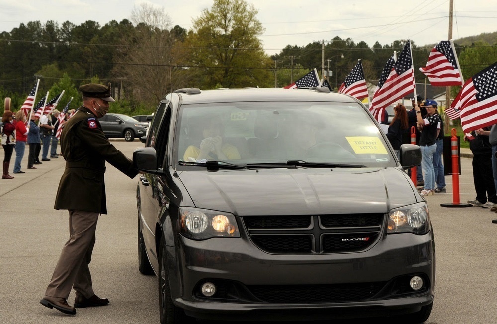 Drive of honor salutes Gold Star spouses