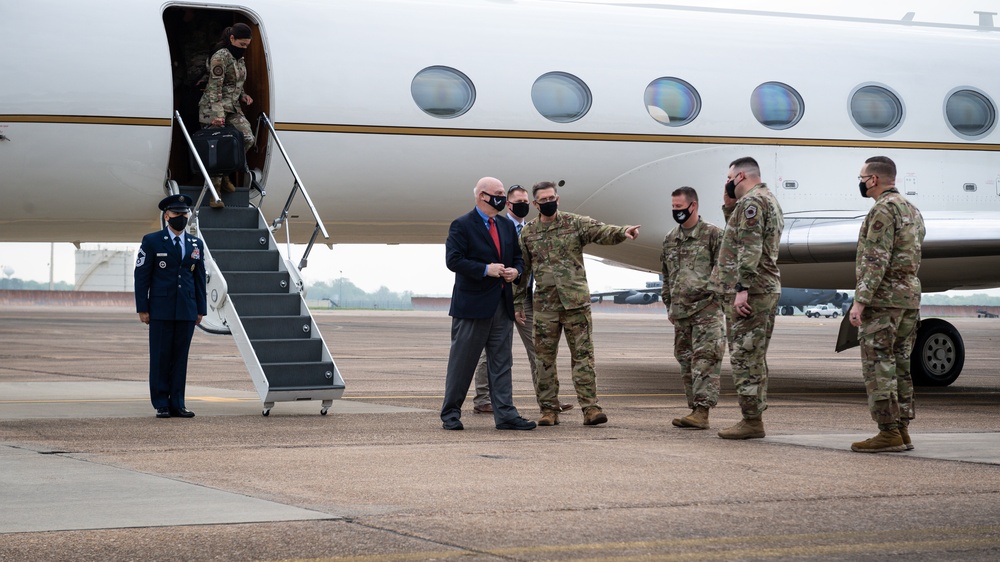 DVIDS - Images - Barksdale Welcomes Acting SECAF [Image 15 Of 24]