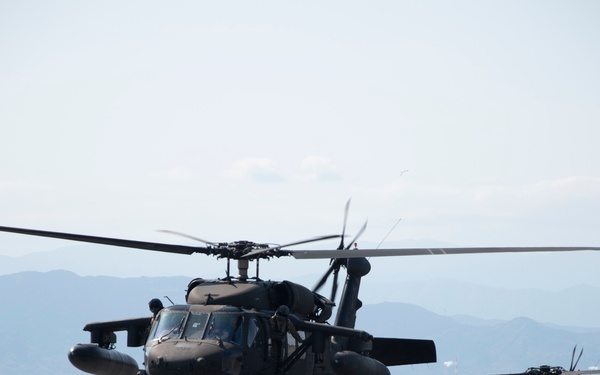 Marines, Soldiers conduct joint helicopter-borne assault at Numazu Beach Training Area